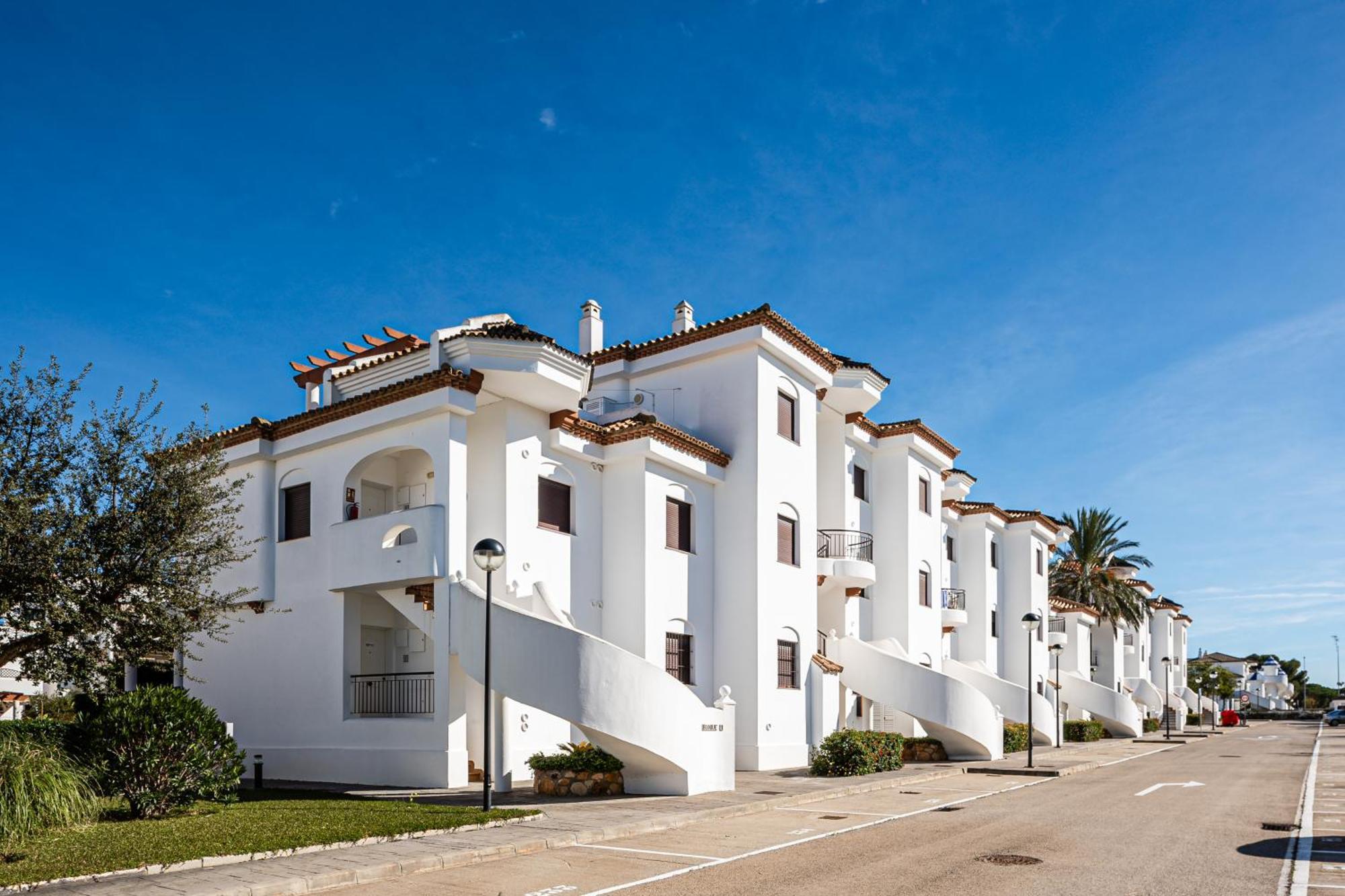 Apartamento Familiar Muy Soleado Cerca De La Playa Y Parking Incluido 奇克拉纳－德拉弗龙特拉 外观 照片